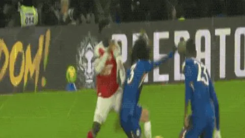 上港6-5惊险击败申花，中超第16轮胡尔克点球建功，孙世林世界波一度扳平比分